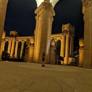 Meet your Posher, Mia